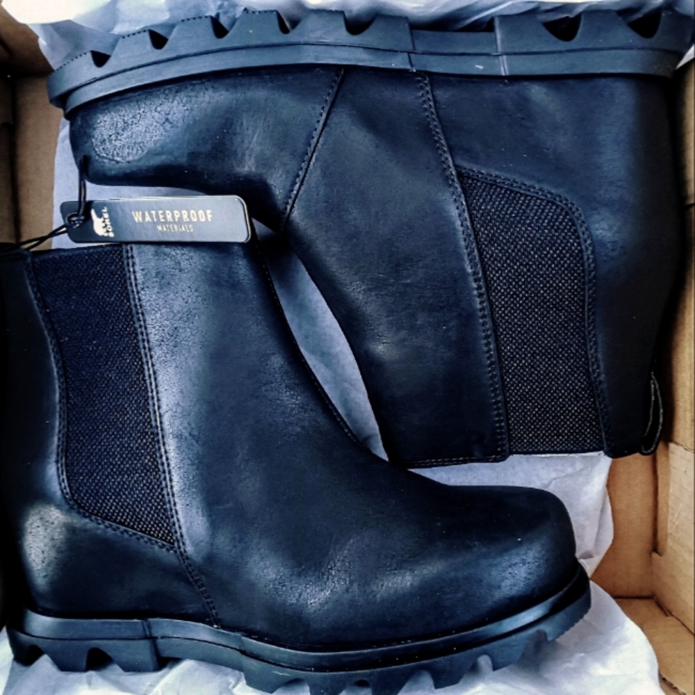 Sorel🐻‍❄️ • DAN OF ARCTIC™ WEDGE III CHELSEA